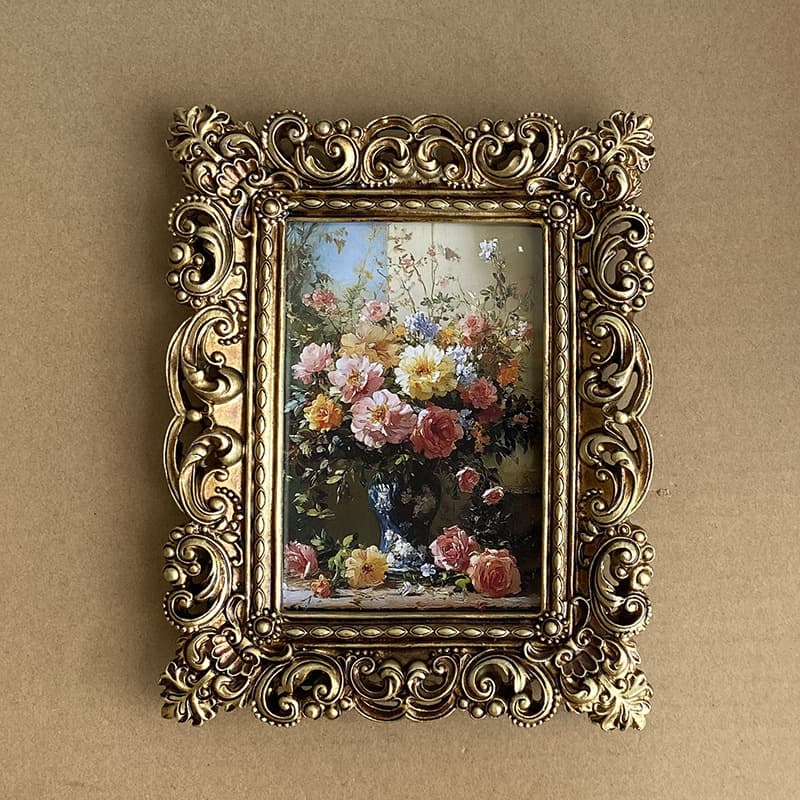 European Retro Carved Photo Frame Rectangular Carved Tabletop Decorative Picture Frame