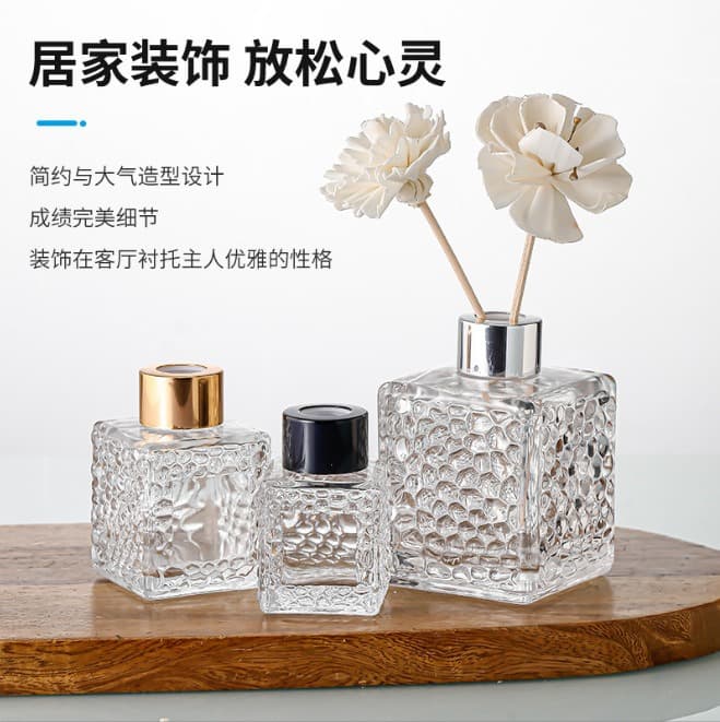 Cross-border hot-selling square glass aromatherapy bottle, fire-free diffuser aromatherapy bottle, transparent hammered perfume empty bottle, wholesale in stock