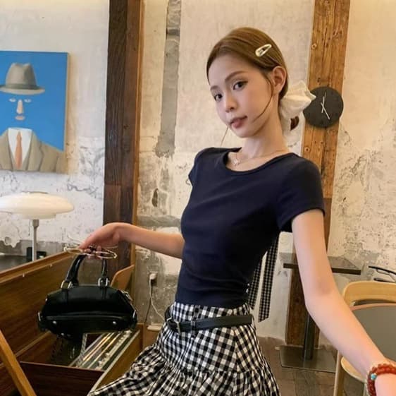 Color-block Plaid Lace-up Sexy Cutout Design Short Sleeve T-shirt for Women Summer Slim Fit Square Neck Top