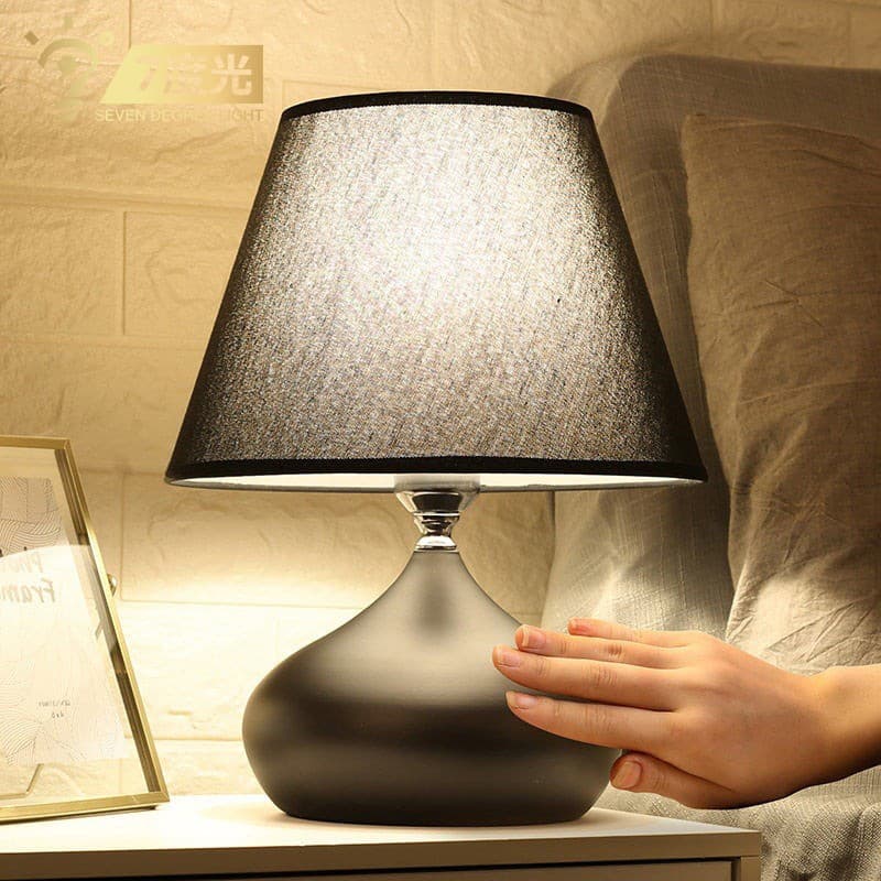 Touch-Sensitive Dimmable Desk Lamp for Living Room and Study, Creative Bedside Lighting Decoration