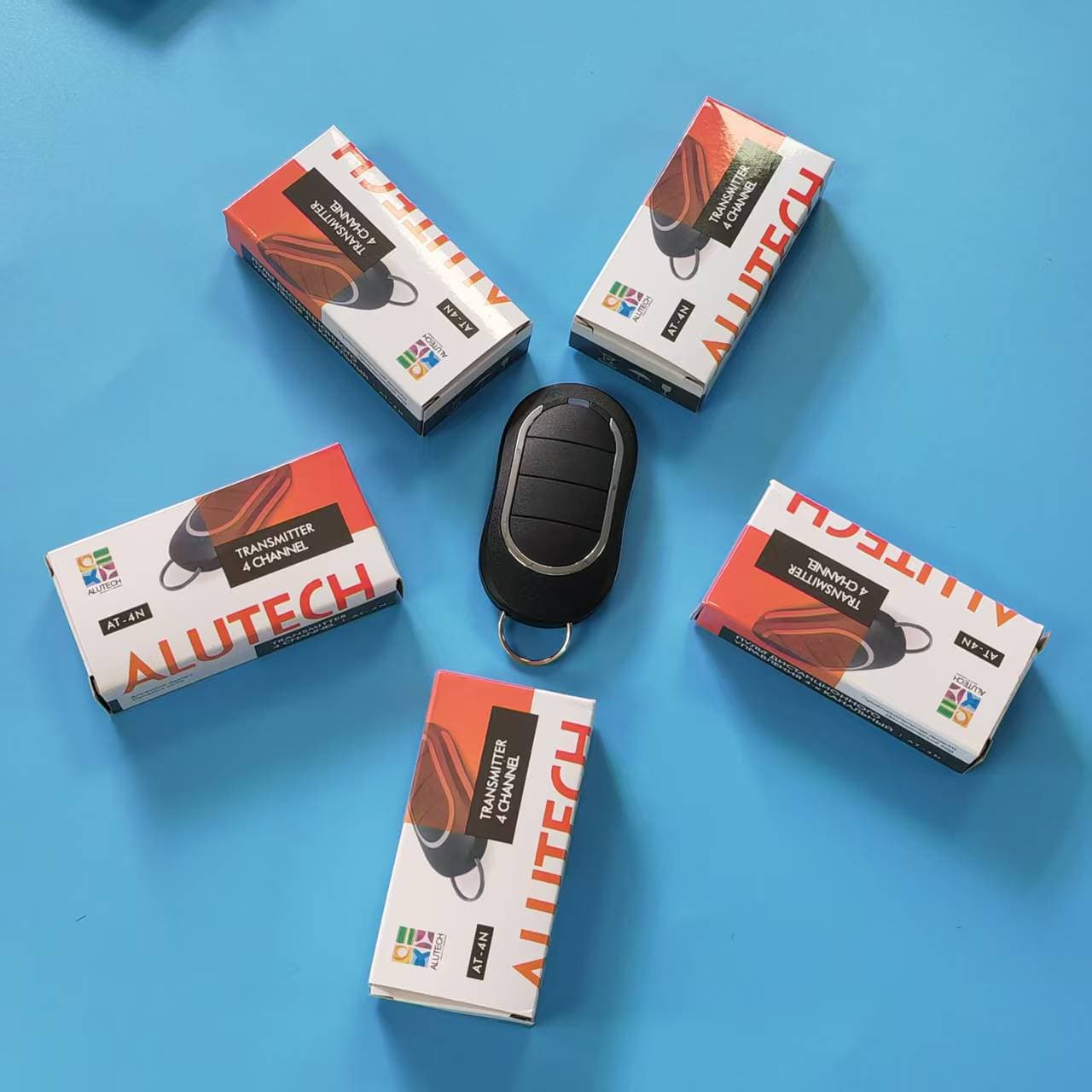 Cross-border Alutech AT-4N garage door copy remote control 433M, original learning code remote control for foreign trade.