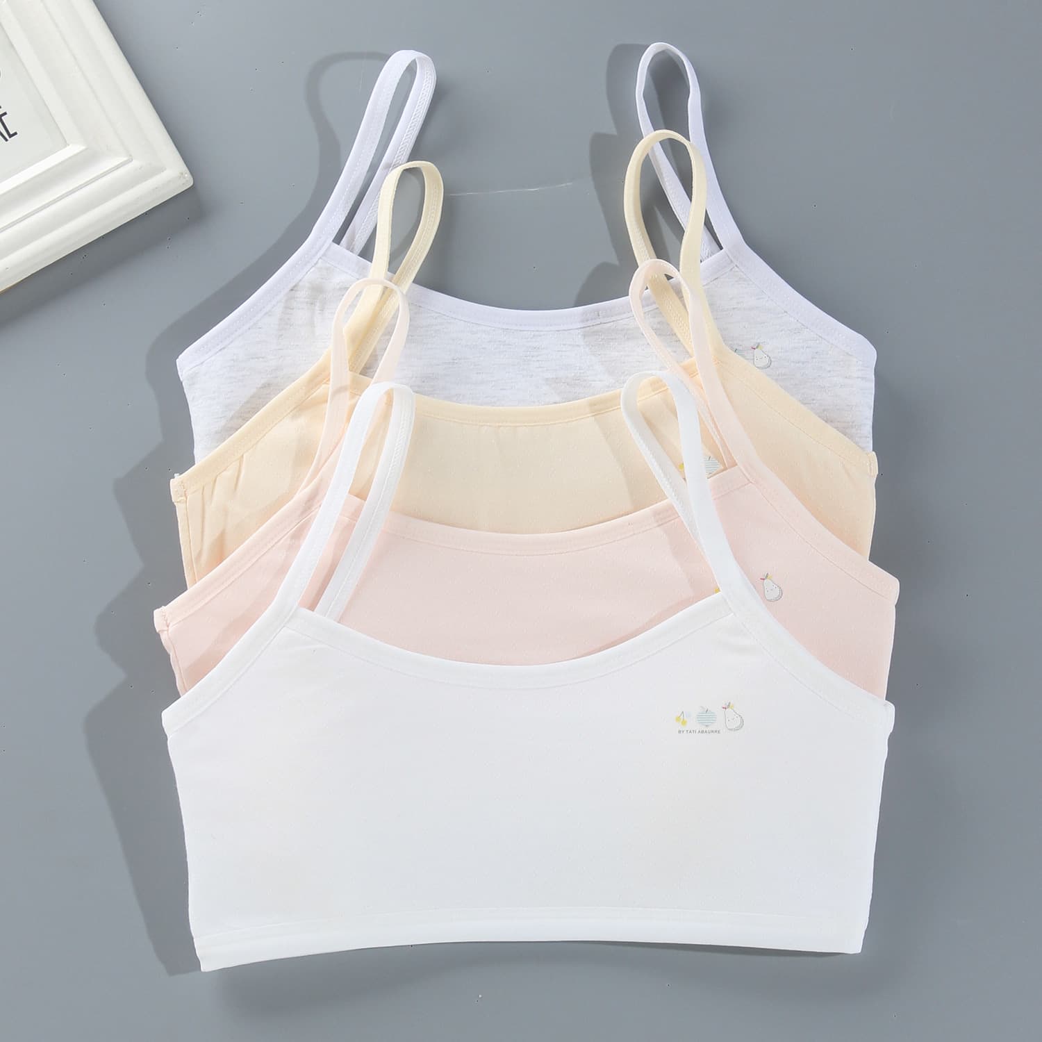 Children's training bras with cotton-padded absorbent straps for summer, suitable for older elementary school girls