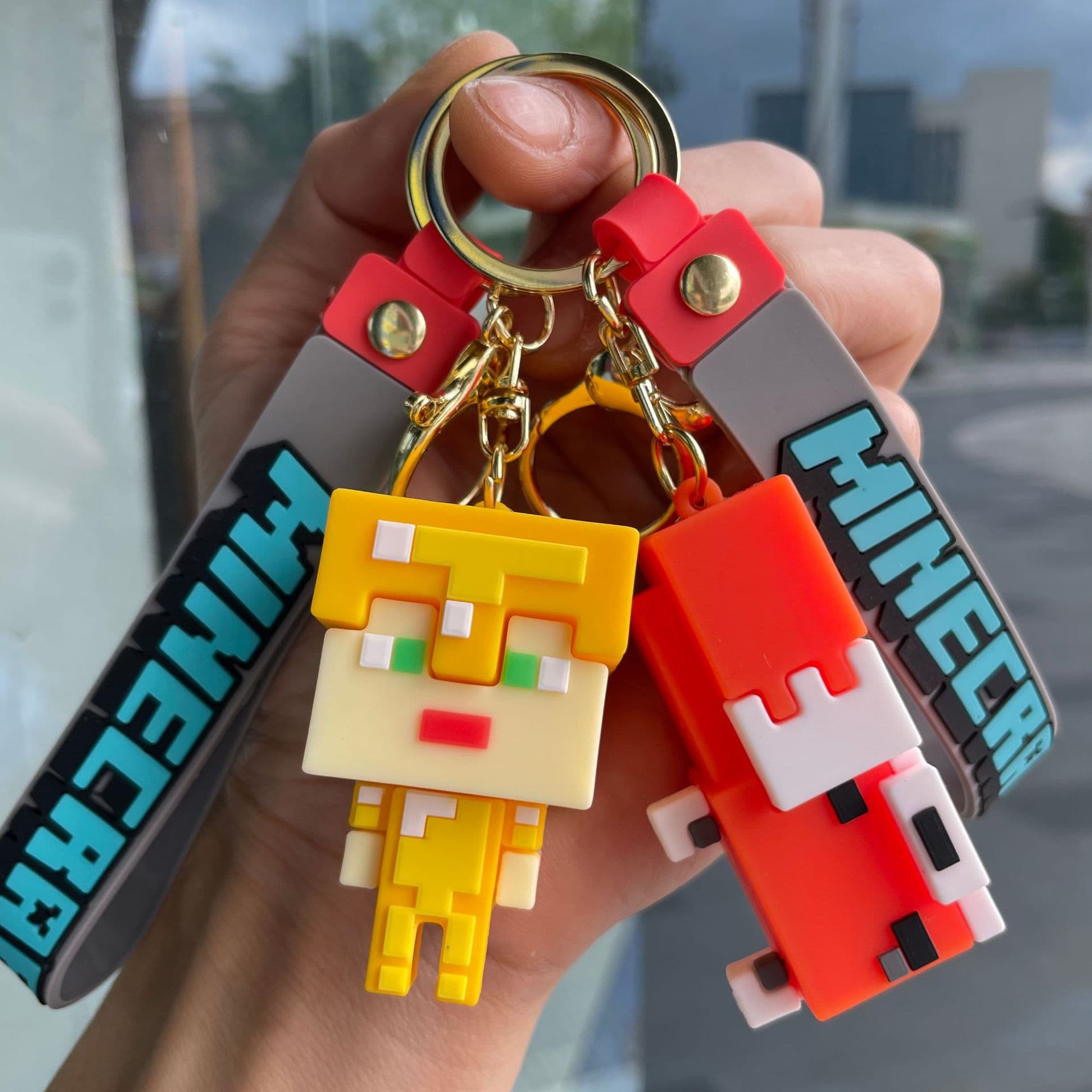 Cross-border Minecraft keychain Minecraft game peripheral cartoon schoolbag small pendant couple small gift