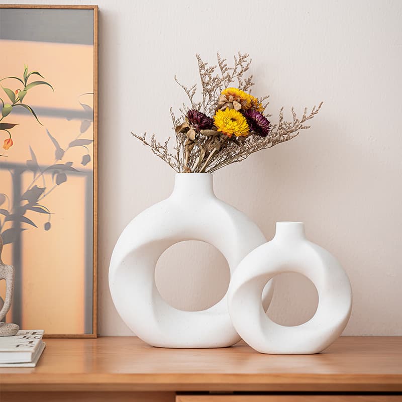 Ceramic Vase Sweet Circle Vase Ins Decoration Creative Ceramic Craft Living Room Cross-border Best-selling Vase Ceramic