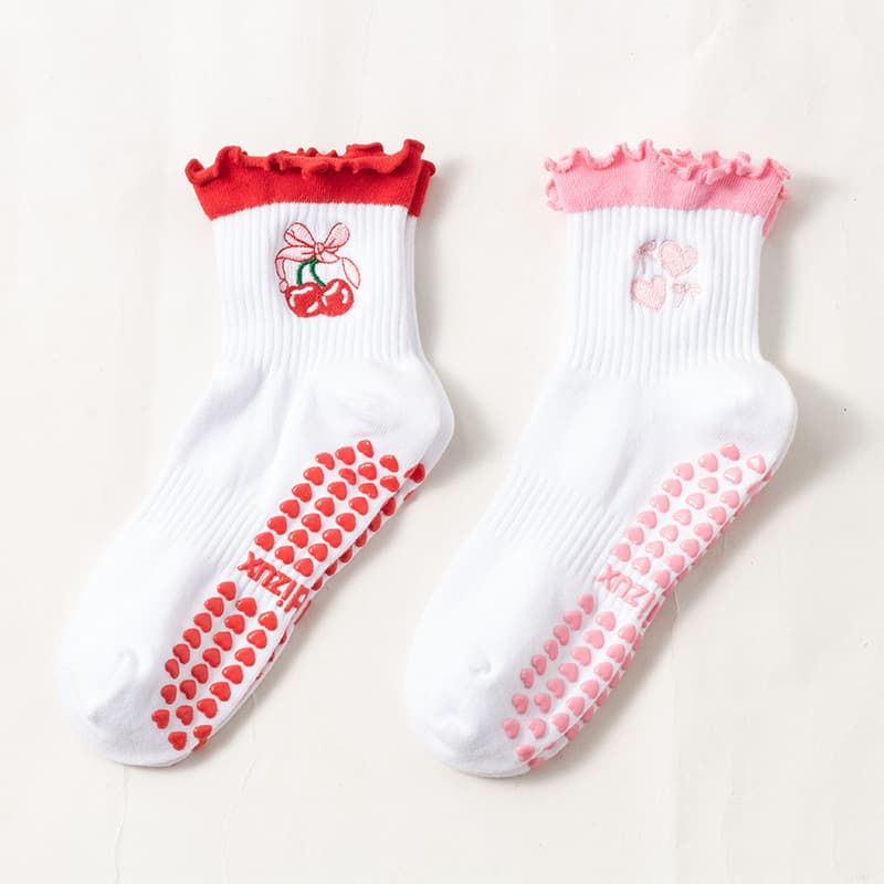 Custom embroidery yoga socks ODM anti-slip floor socks.