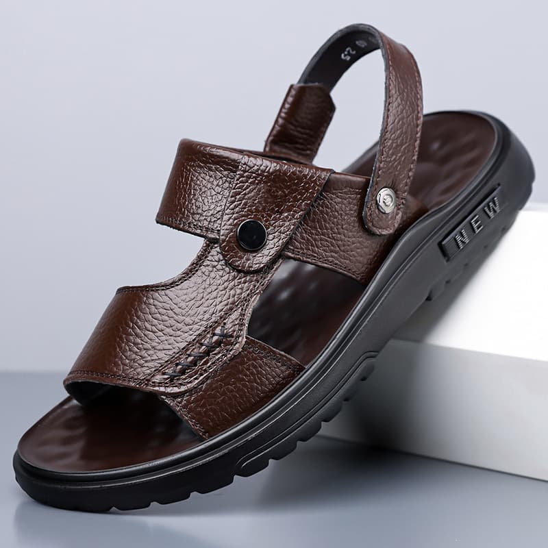 New Summer Men's Sandals, Indoor and Outdoor Casual Dual-Purpose, Non-Slip, Breathable Beach Shoes, Soft Sole, Durable Vietnamese Slippers