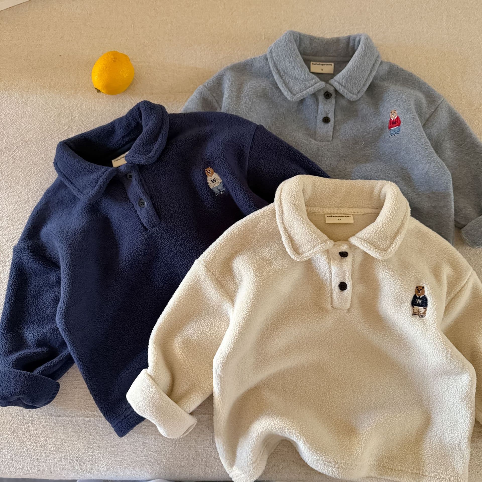 Children's polo shirt, 25 Fall/Winter double-sided fleece sweater, Korean style, baby bear embroidered sweatshirt for boys and girls.