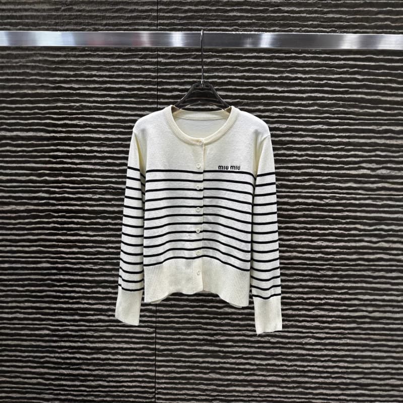 mm25 autumn/winter new Korean school style stripe letter embroidery round neck knit cardigan