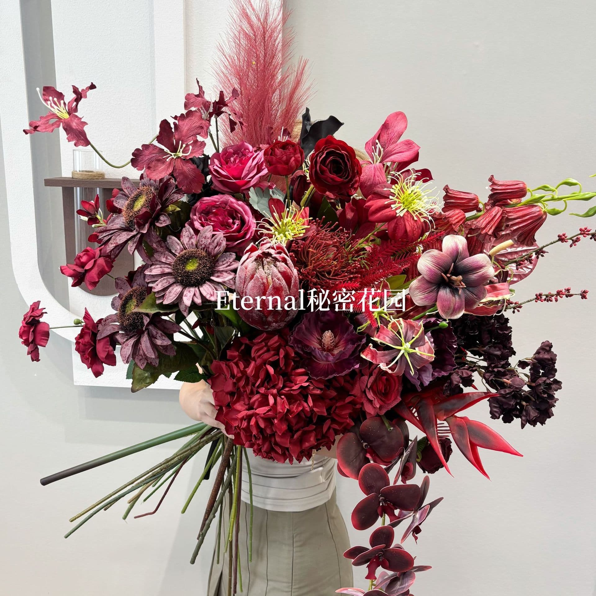 Wine Red Popular Artificial Flowers Eucalyptus Leaves Hydrangea Anthurium Red Rose Wedding Hall Aisle Guide Wholesale