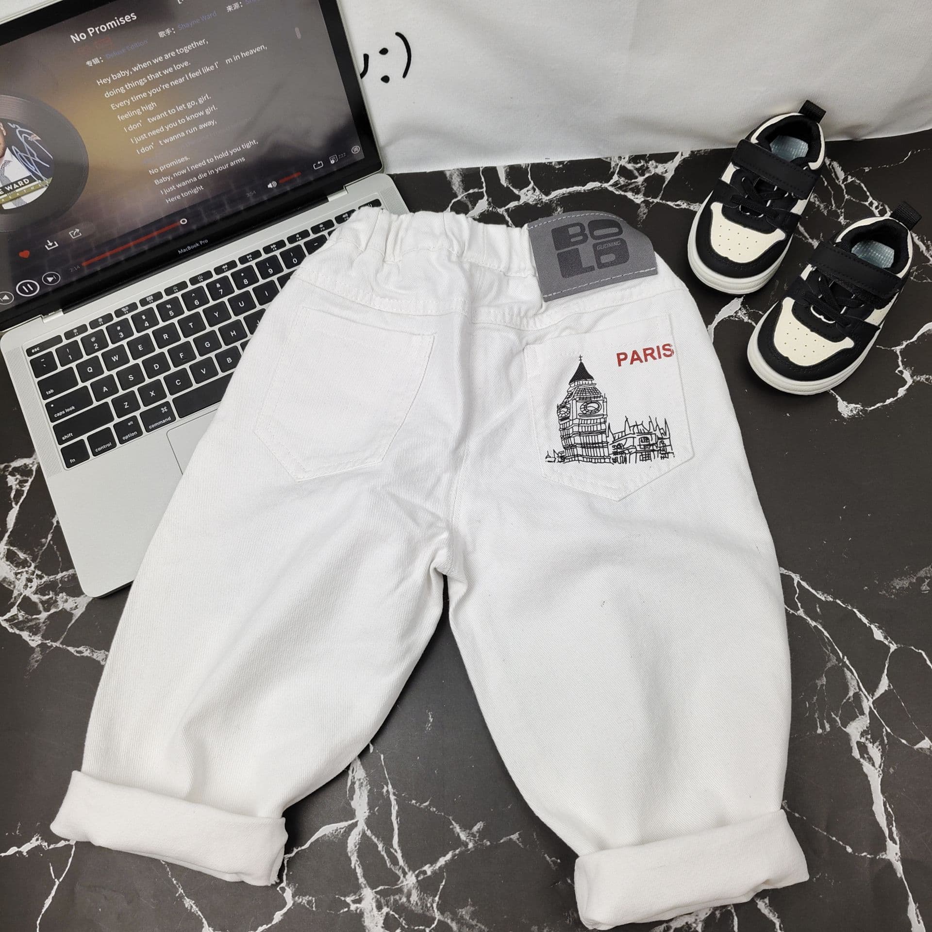 New Loose-Fitting Fashion White Denim Wide-Leg Pants for Young Girls, Spring and Autumn Long Pants for Girls, Children's Clothing