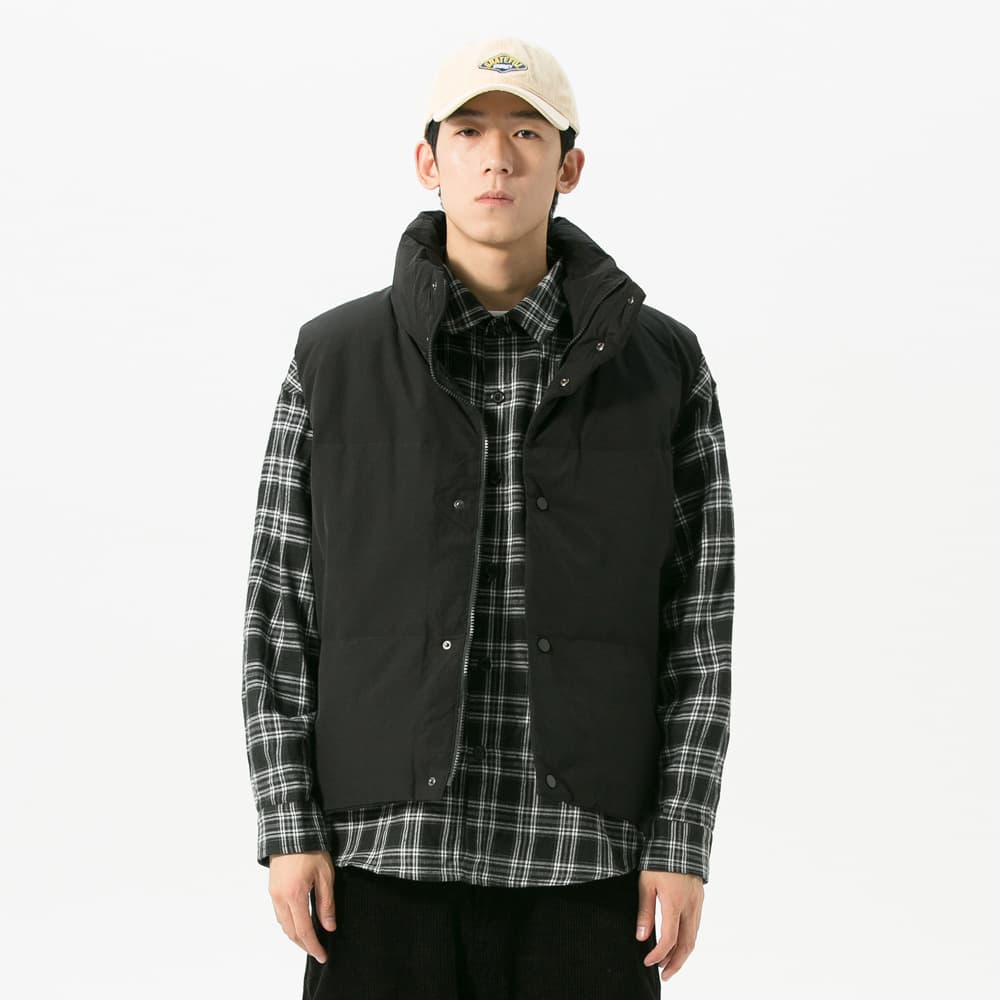 2025 Men's Winter New Style Down Vest, Solid Color, Warm White Duck Down, Short Printed Vest, In Stock