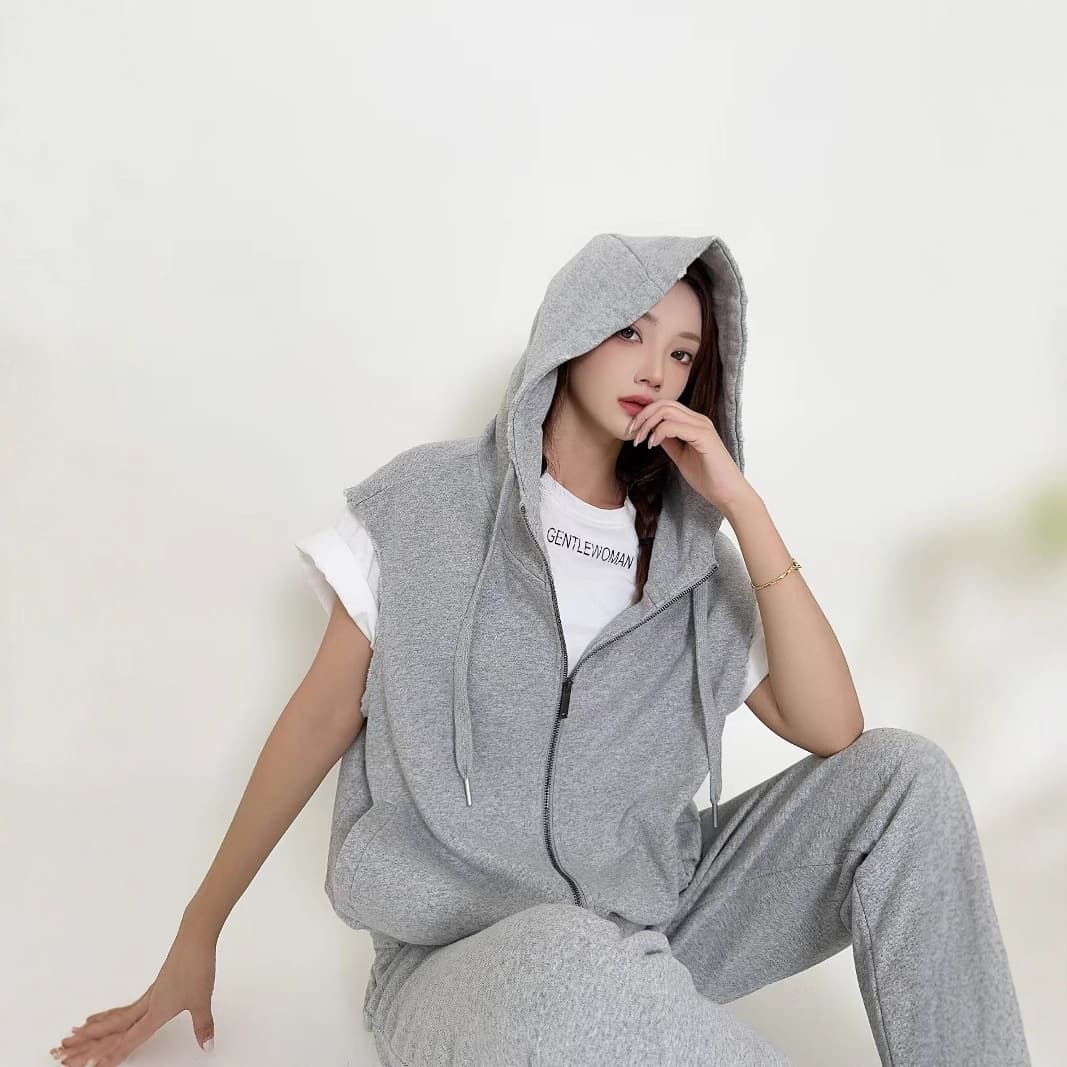 Korean-Style Minimalist Hooded Vest Loose-Fitting Cardigan Jacket Wholesale from Factory