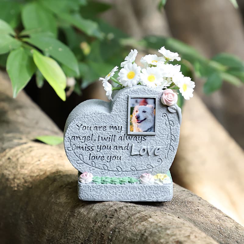 Creative Resin Memorial Stone Monument Puppy Tombstone Heart-Shaped Cross-Border Pet Dropshipping Return Star Program