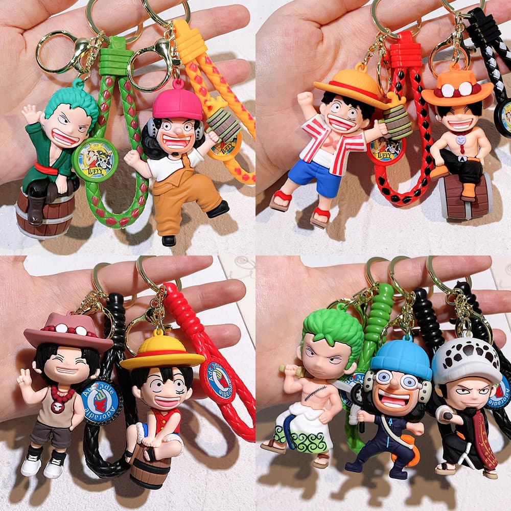 8th Generation One Piece Keychain Luffy Nami Sanji Zoro Keychain Dragon Ball Figure Men and Women Pendant Accessory