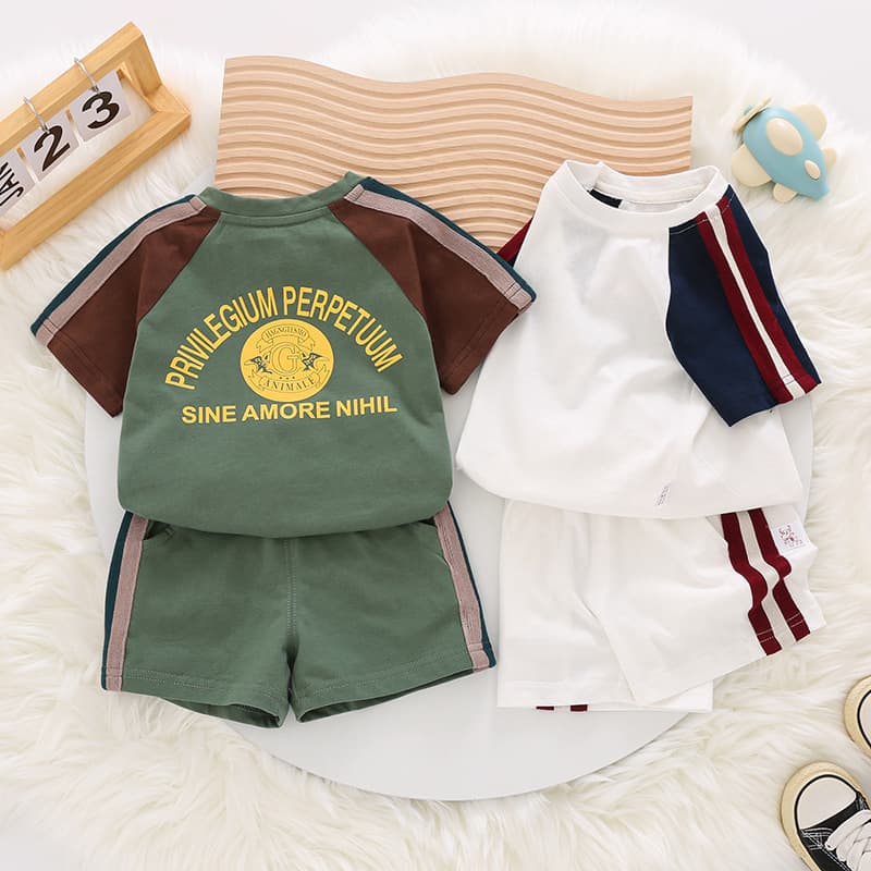 Baby summer two-piece suit, boy's short-sleeved shorts suit, newborn children's sports and leisure outing clothes, thin and trendy