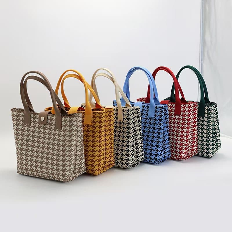 in Internet celebrity knitted bag fly woven bag tote bag Korean version new hand bag large capacity female student shopping bag manufacturer