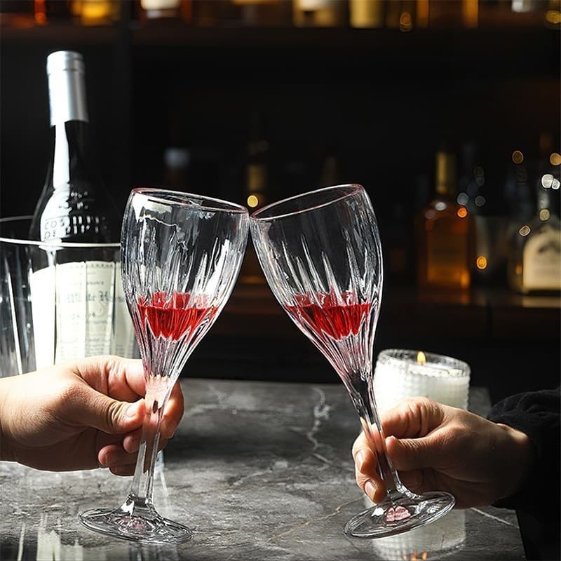 Harmony Home Red Wine Glass Goblet Embossed Champagne Cup Elegant Bubble Glass