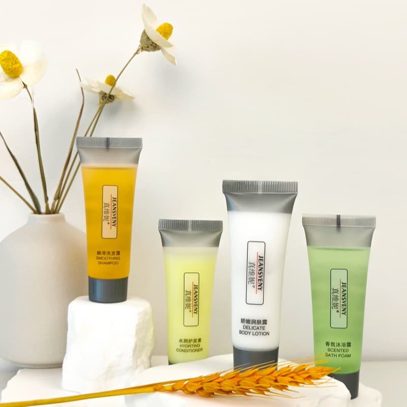Five-star hotel shampoo and shower gel fragrance, small bottle travel disposable toiletries set manufacturer wholesale