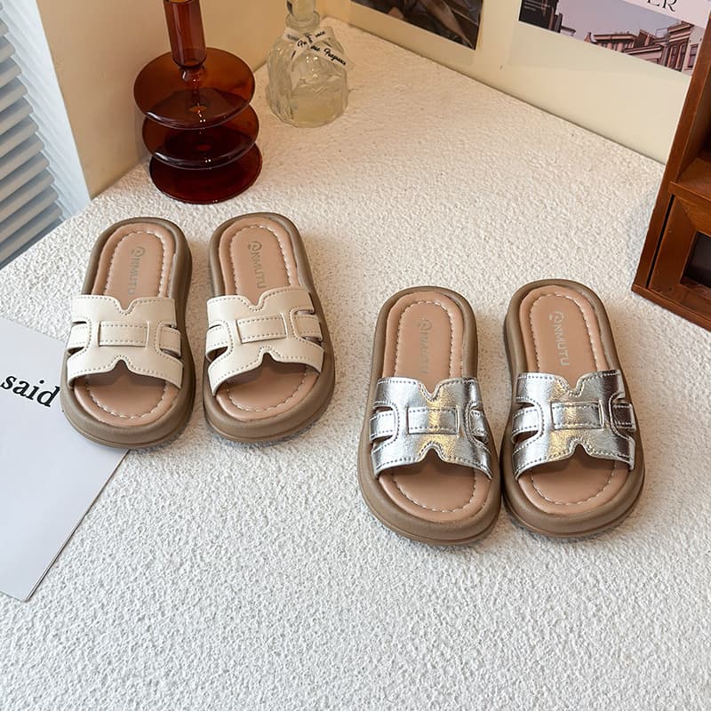 Children's Slippers, Summer Sandals for Little Girls, New Indoor Summer Styles, Non-Slip Soft-Sole Kids' Sandals for Outdoor Wear