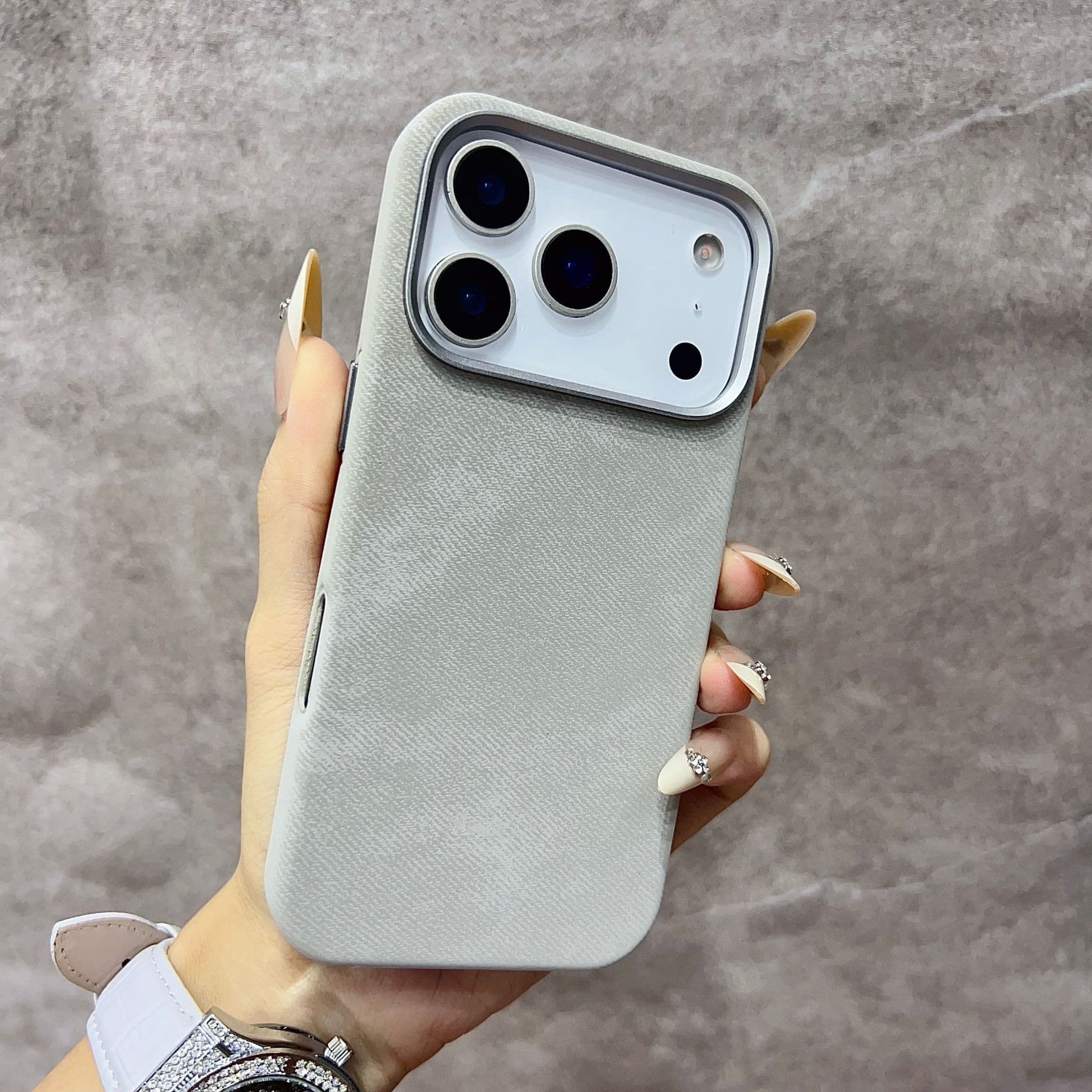 Flannel Magnetic Phone Case for iPhone 17 Pro, Fine Texture Flannel 15 Protective Cover for Apple 16 Pro