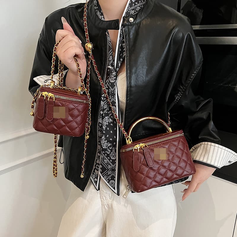 Niche Light Luxury Commuter Versatile Makeup Bag Textured Chain Handbag Fashion Cross-border Women's Trendy Shoulder Crossbody Bag