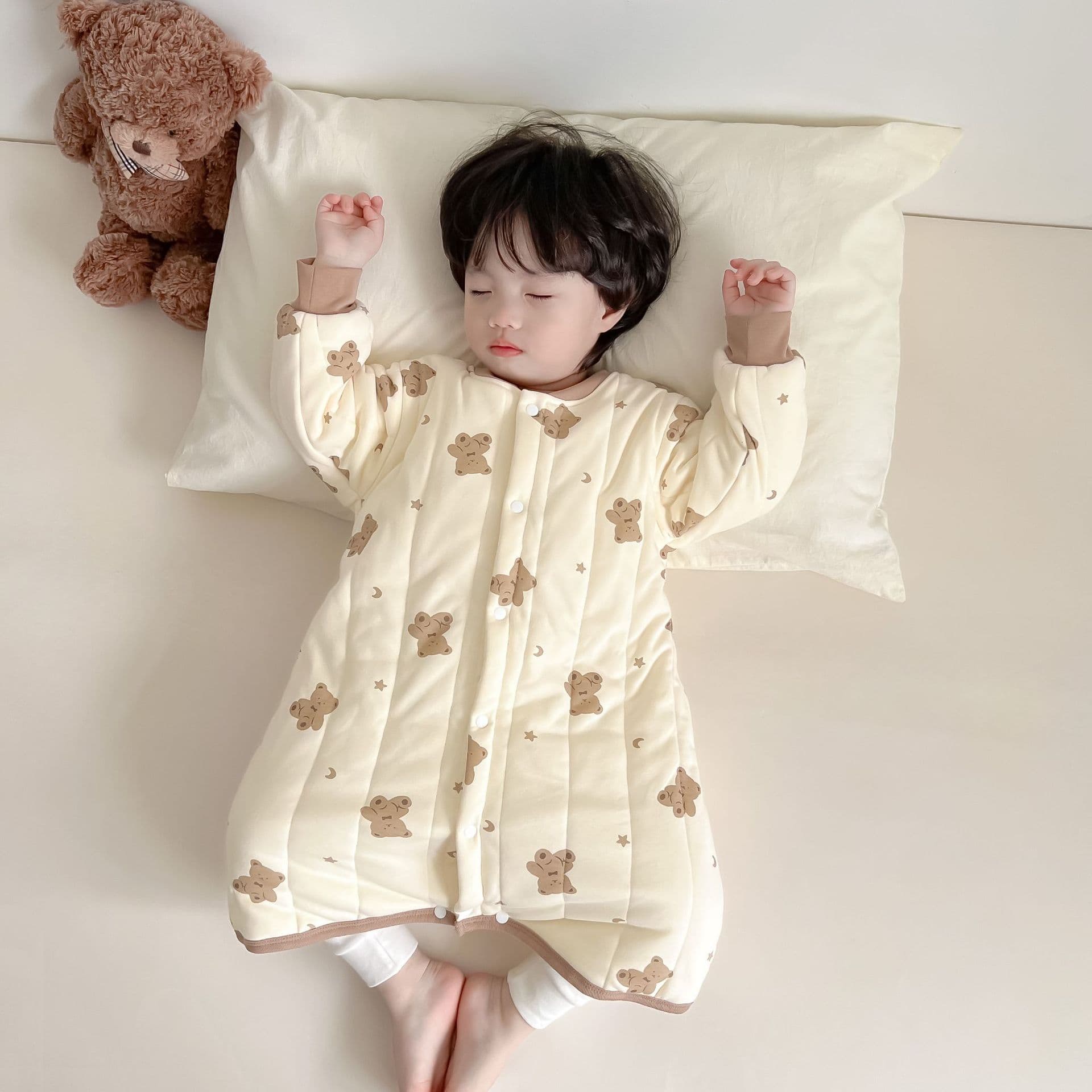 Winter New Baby Sleeping Bag Thickened Anti-Kick Blanket Children's Three-Layer Quilted One-Piece Boys Girls Long Sleeve Nightgown
