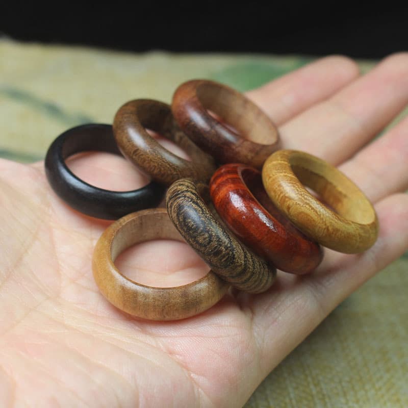 Wholesale Barbie Sandalwood Running Ring Bracelet DIY Accessories Creative Wooden Crafts Accessories Manufacturer