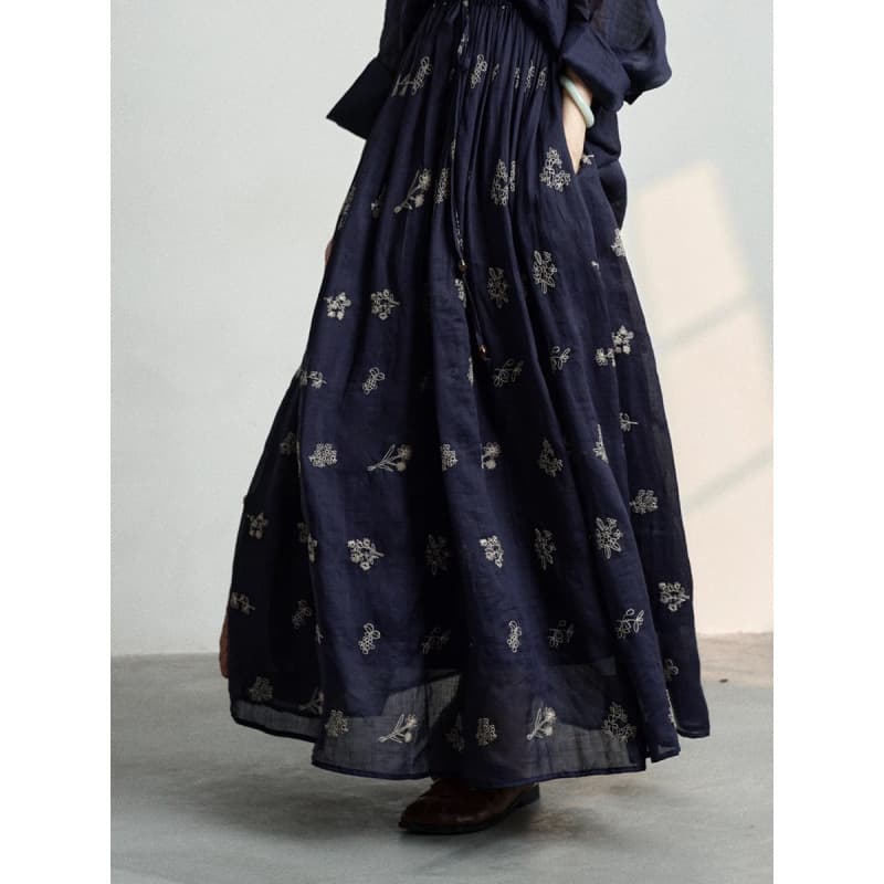 French High-End Printed Cotton Linen Skirt for Women, Summer Vacation Style, Age-Defying Embroidered Flowing Long Skirt