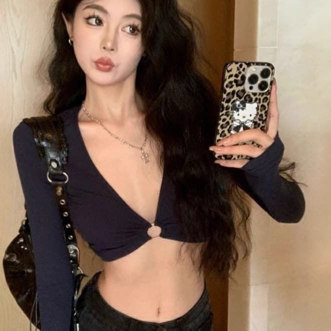 Women's Sexy Long Sleeve Deep V-Neck Cropped T-Shirt for Spring and Autumn, Pure Desire Trendy Layering or Outerwear Top