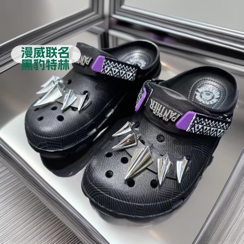 Classic Star Tring Marvel Black Panther Summer Men's Clogs Slippers Women's Beach Sandals Men's Clogs