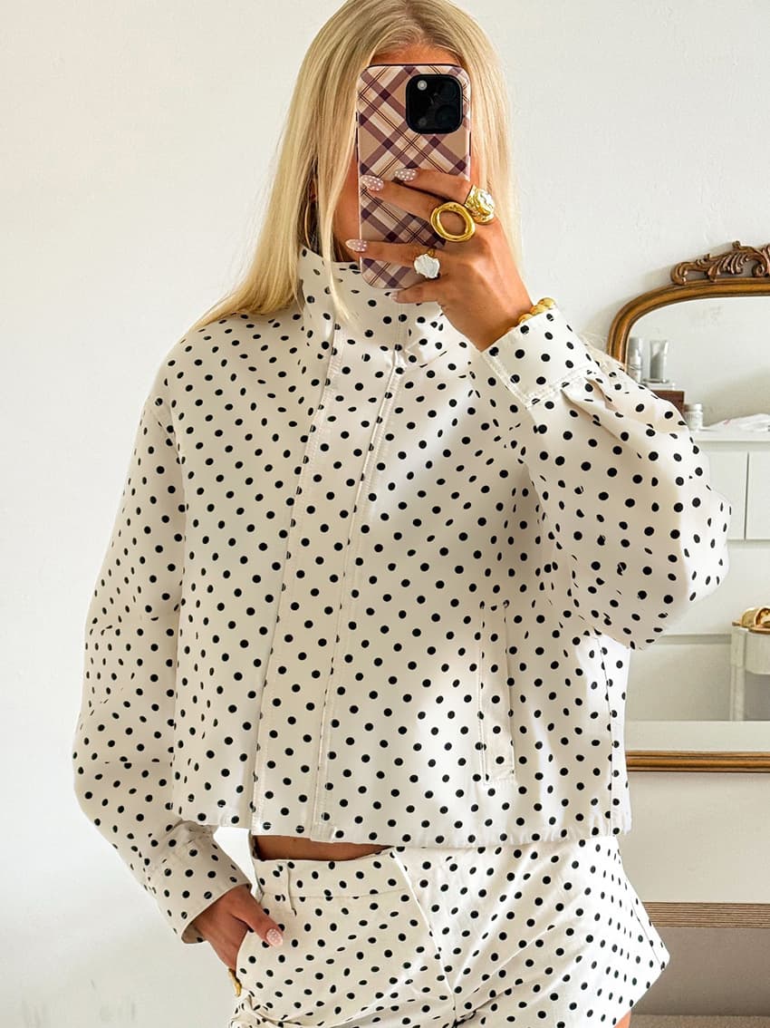 New Fall/Winter White Polka Dot Trench Coat Stand Collar Drawstring Flight Jacket for Women Stylish Elegant Top 2026
