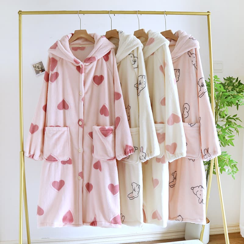 New Heart Coral Fleece Robe for Women, Autumn/Winter Thickened Flannel Nightgown with Hood, Homewear Wholesale