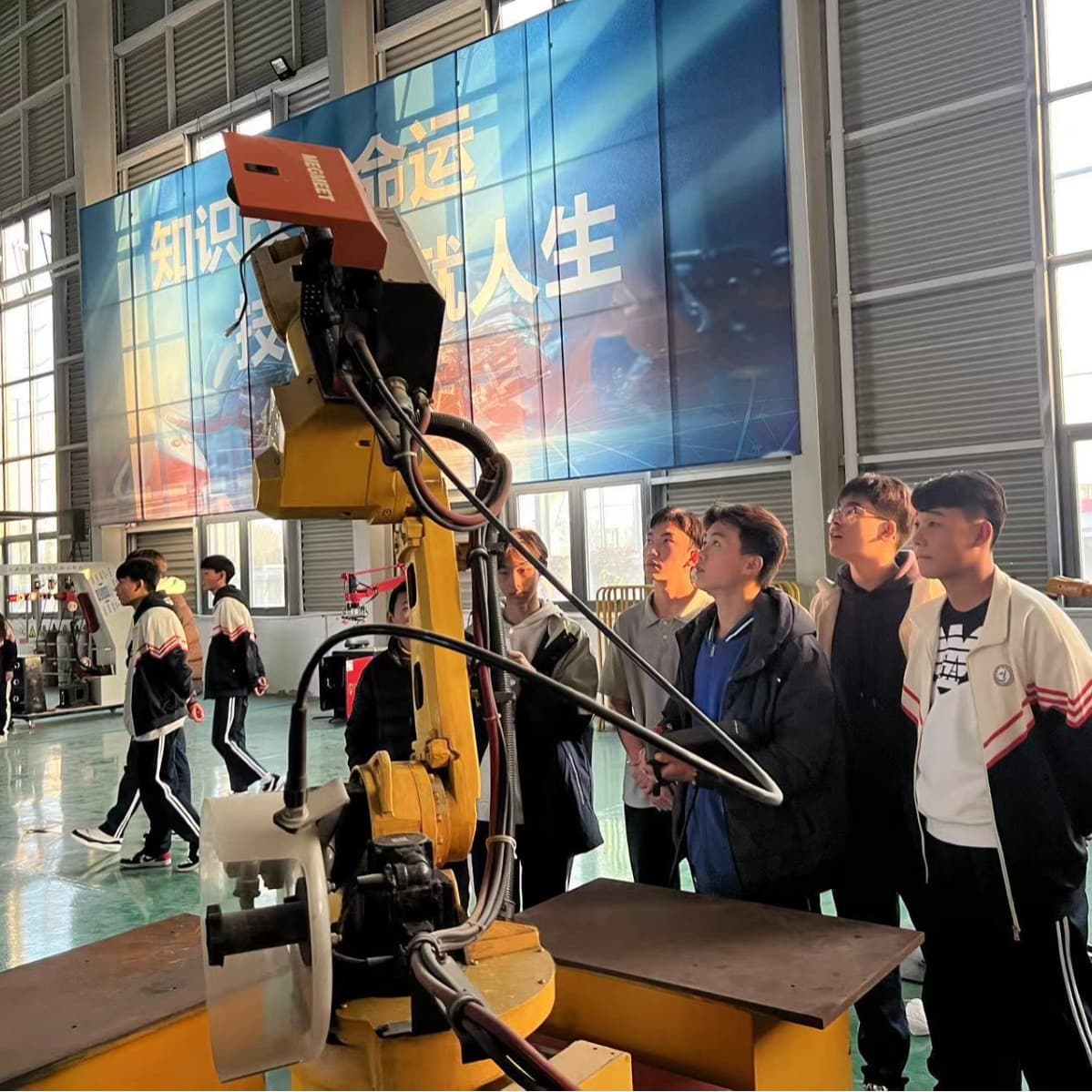 Vocational Education Industrial Robot Training Room Construction Case