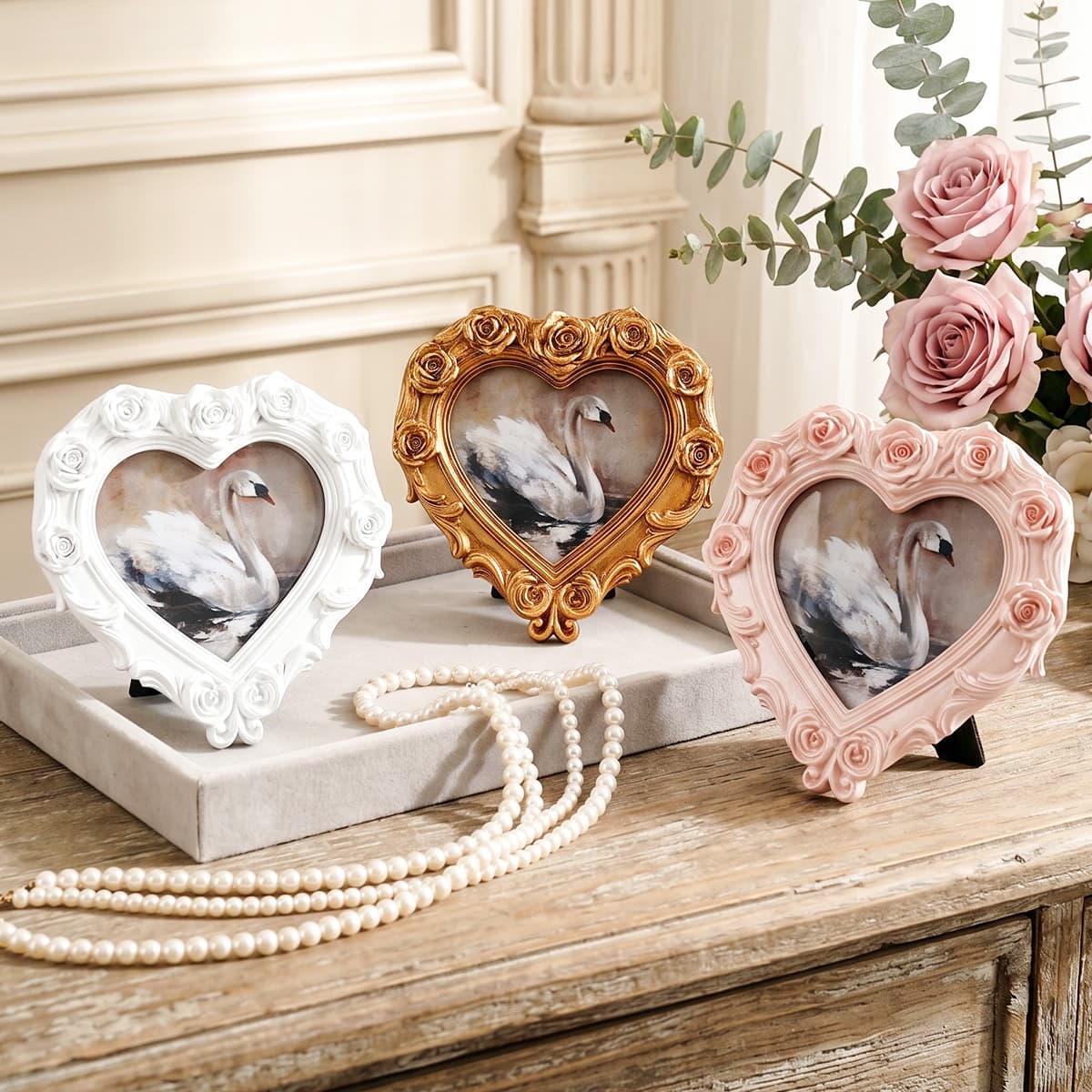 Retro love rose carving pattern decorative photo frame European heart-shaped table couple commemorative photo frame