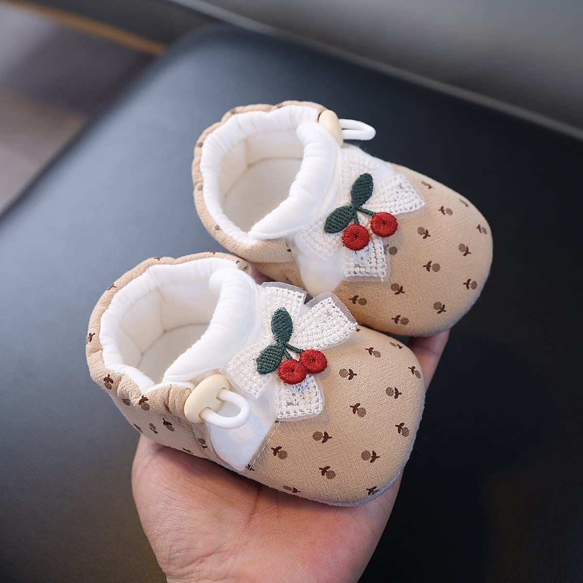Wholesale Baby Girl Shoes Socks Spring Autumn Thin Soft Non-Slip Pre-Walking Shoes Lightweight Breathable Cotton Cloth Shoes