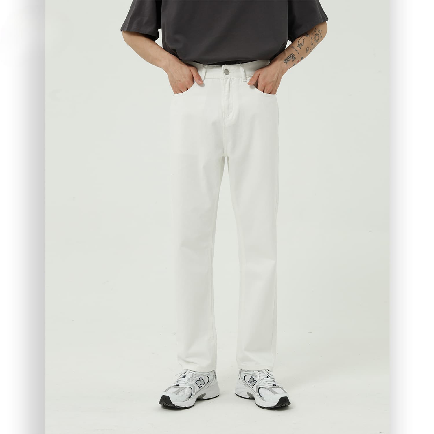 Cross-border 2026 New Style Black and White Basic Simple Jeans Men Slim Fit Long Pants Black White Gray