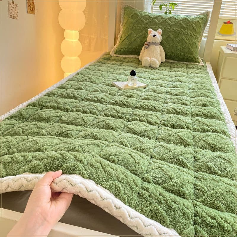 Thick Single Mattress Soft Pad Bed Cover Taffeta Fleece Anti-Slip Mat, Student Dormitory Portable Milk Fleece Mattress