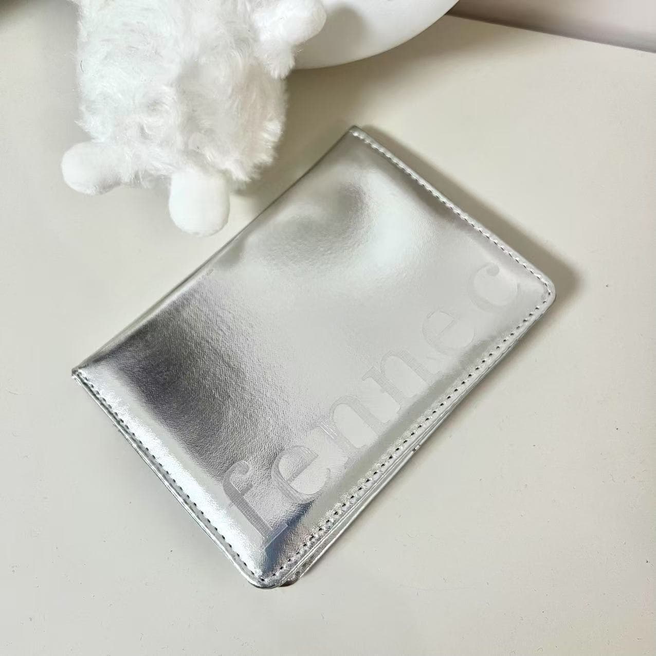 Wholesale supply of silver leather short passport holder Passport document bag passport book