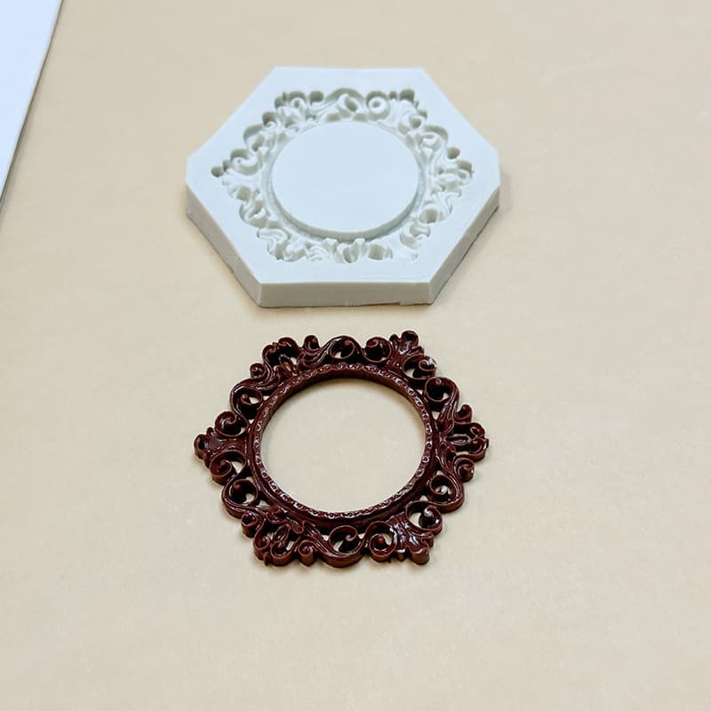 Round Totem Frame New European Vintage Frame Hollow Relief Border Fondant Chocolate Cake Mold