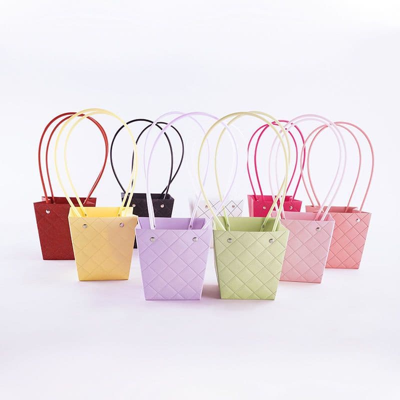 Macaron Waterproof Paper Bag Flower Arrangement Basket Flower Bag Floral Art 2026 Hand-held Flower Box Fashion Handbag Wholesale