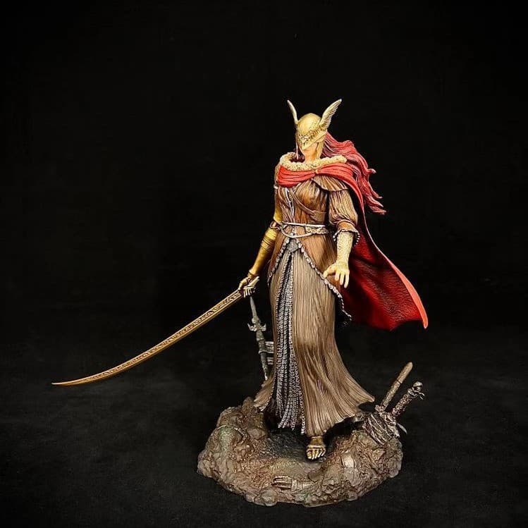 New Cross-border Elden Ring Valkyrie Female Swordsman Statue Collectible Resin Craft