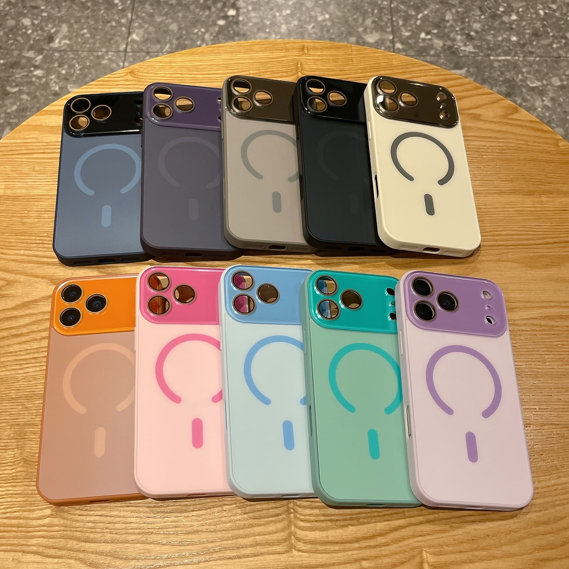 High-End Minimalist Solid Color Matte Ag Magnetic Case Compatible with iPhone 17 Pro Max, Apple 16, 14/15