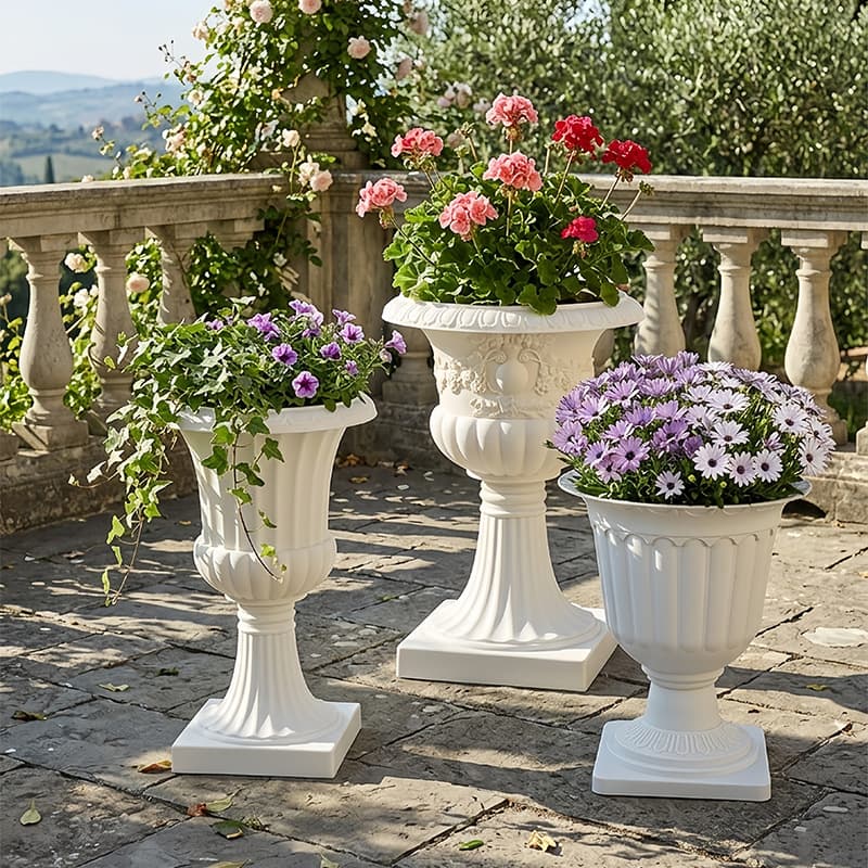 Large Round Roman European Style Garden Planter with Relief Design, Outdoor Vintage Wide-Mouth Plastic Flower Pot