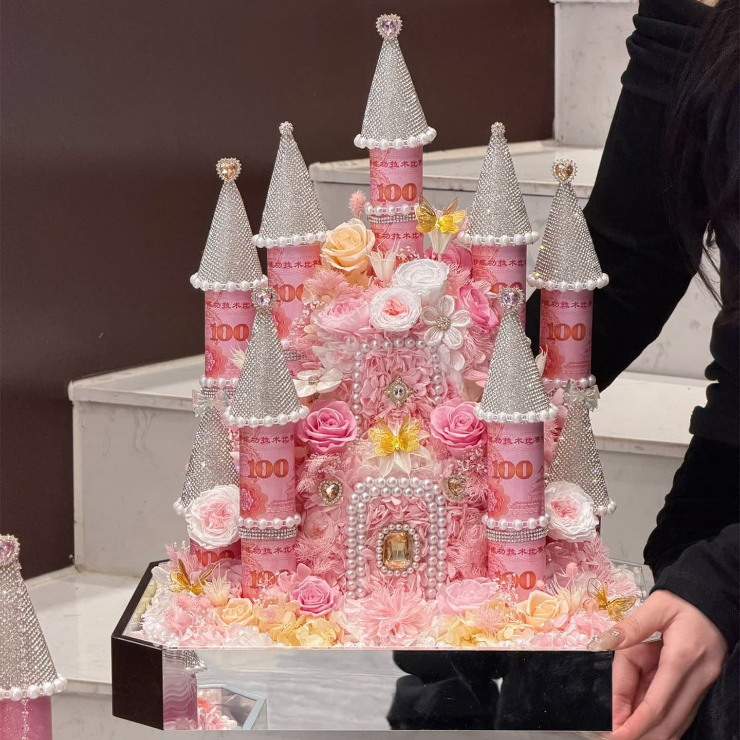 Preserved Flower Pink Castle Gift Box Rose Bouquet Birthday Gift for Girlfriend and Bestie Starry Castle Qixi Festival Gift