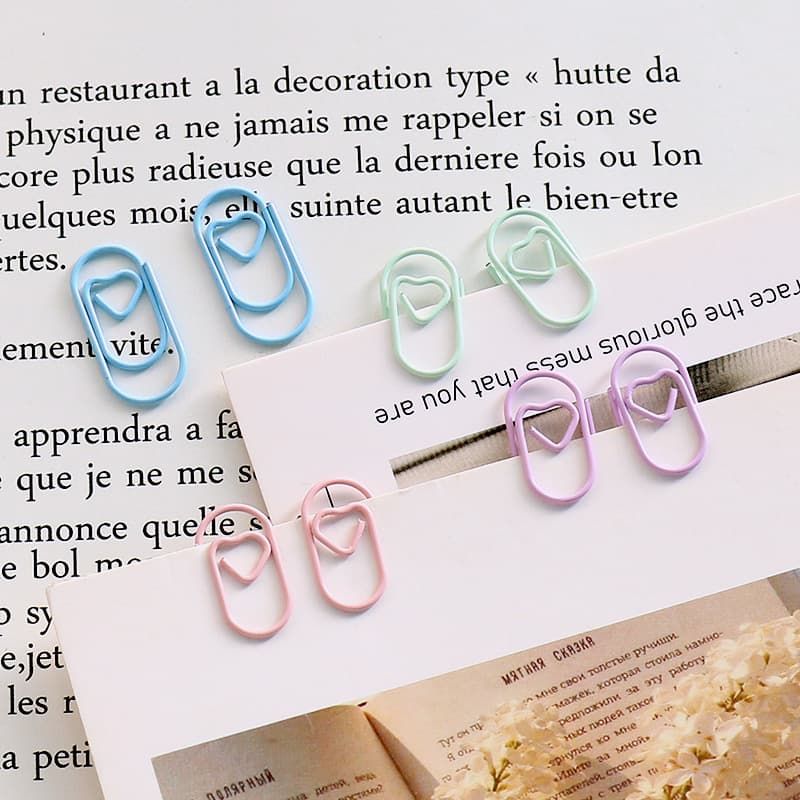 Cross-Border New Mini Small Heart Shaped Colored Paper Clips Creative Small Peach Heart Metal Plastic-Coated Shaped Paper Clips