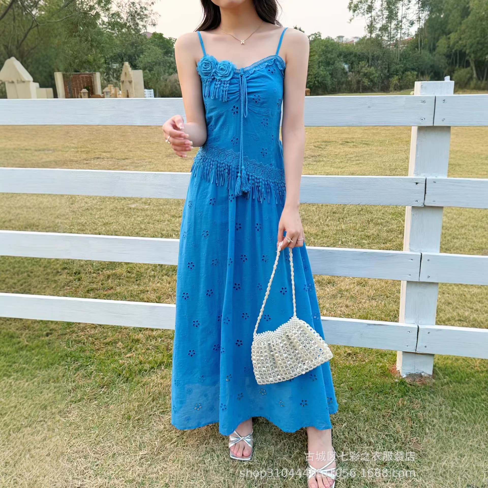 White dyeable fashionable design with good-looking green sleeveless suspender skirt for women summer new slim dress