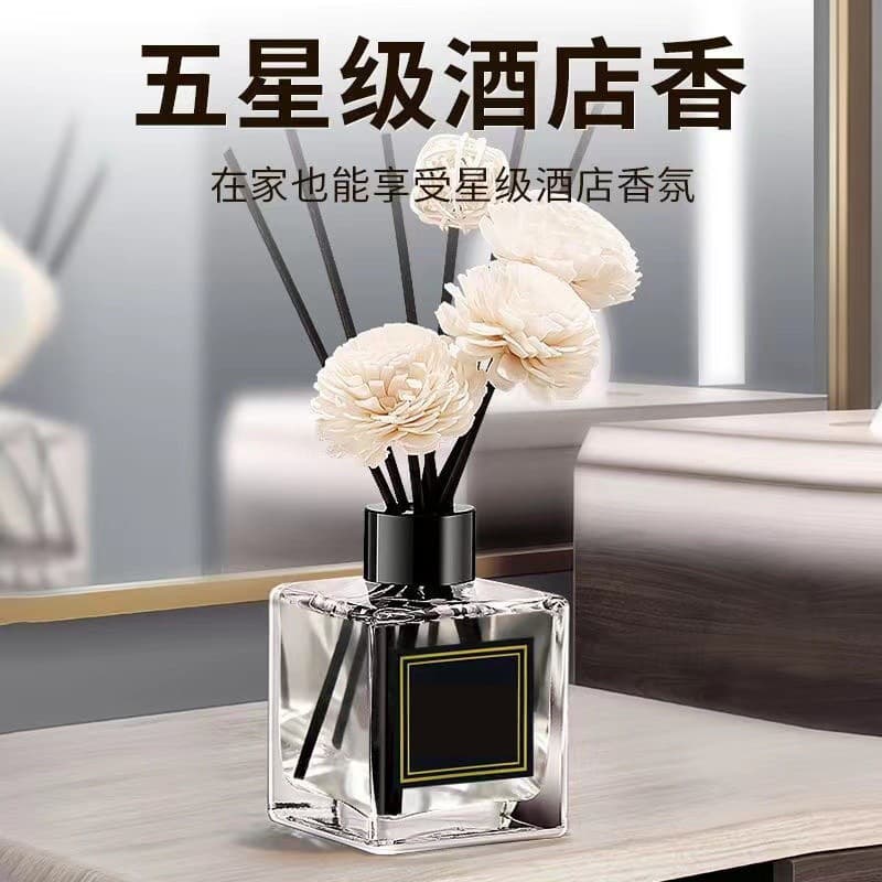 Flame-free aromatherapy essential oil for home, long-lasting fragrance in rooms, decorative scent diffuser for bathroom and toilet air freshener