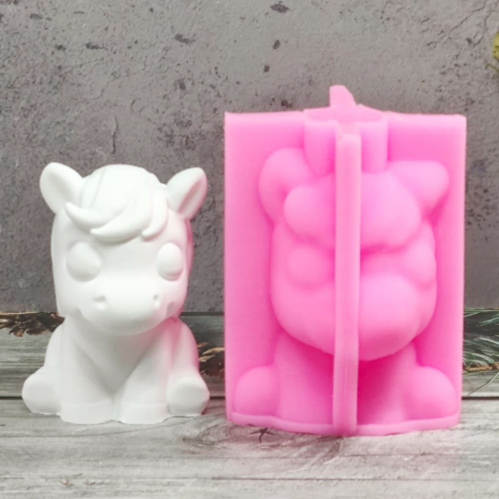 Little Horse Figurine Candle Plaster Figurine Silicone Mold DIY Plaster Figurine Candle Holder Silicone Mold W1240