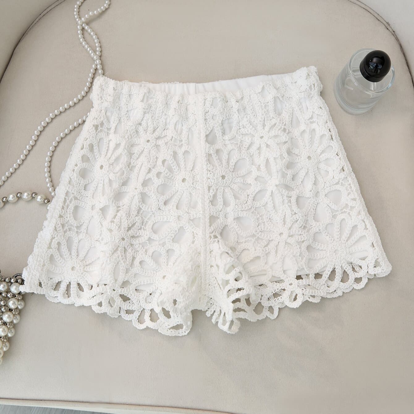 Knitted Lace Embroidery Cutout Loose Shorts, Anti-Exposure Safety Shorts, Women's New Outerwear Shorts