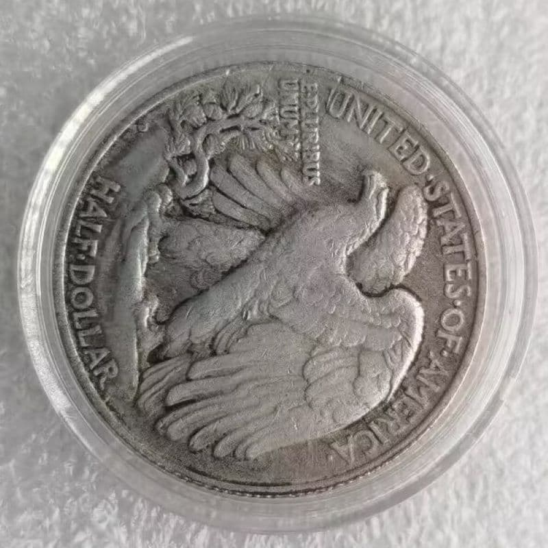 Antique-style replica US half-dollar Statue of Liberty coin, silver-plated brass, commemorative coin, round box.